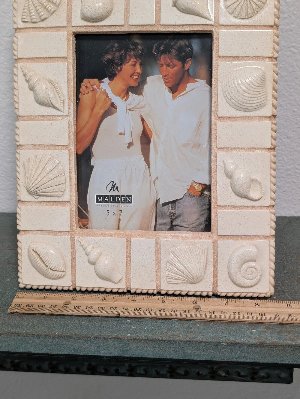 Malden 3D Seashell Ceramic Stoneware Picture Frame Fits 5x7 Cream Beach Ocean